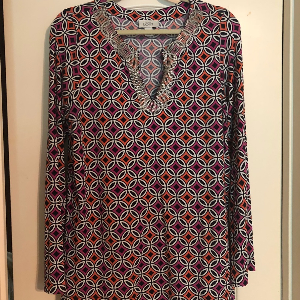 🌺 LOFT long sleeve geo beaded top L
